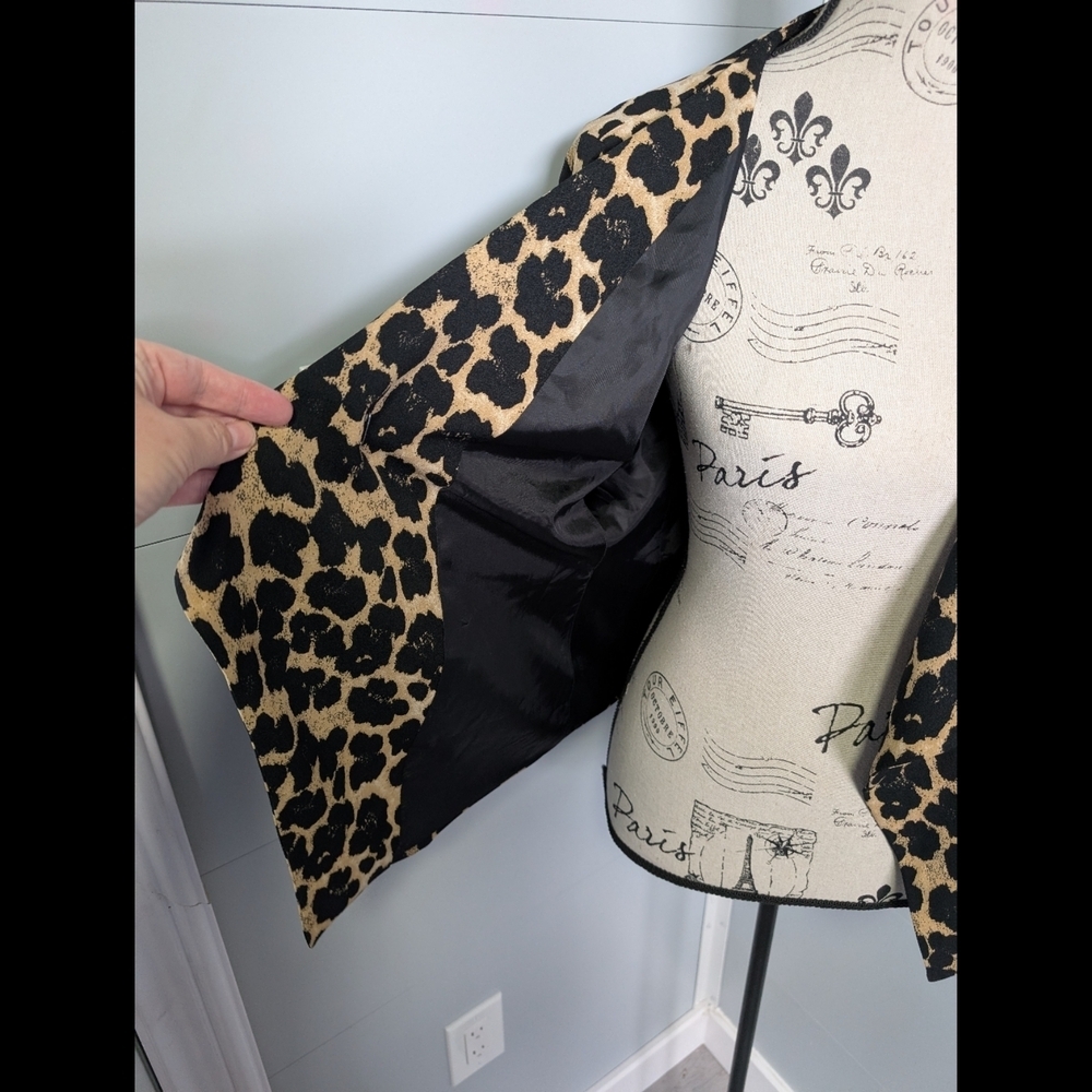 Jules & Leopold Leopard Print Women's Open Blazer - Picture 6 of 10